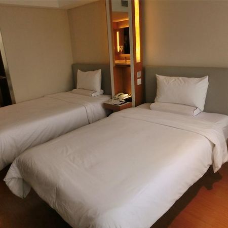 Ji Hotel Guangzhou Zhujiang New Town Zewnętrze zdjęcie