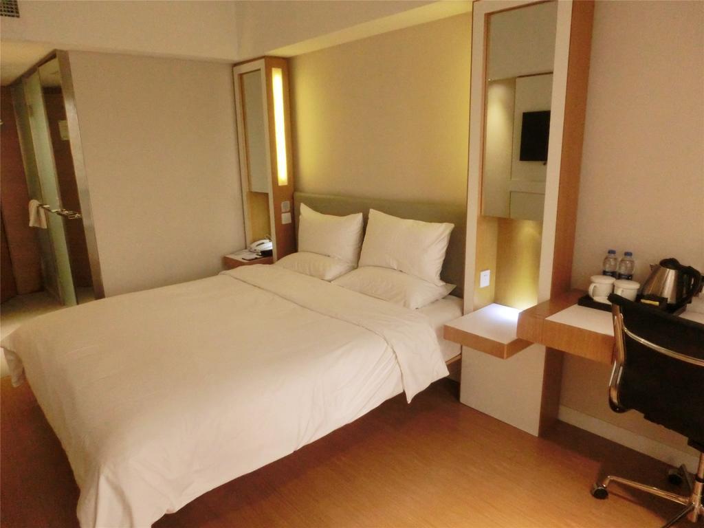 Ji Hotel Guangzhou Zhujiang New Town Pokój zdjęcie